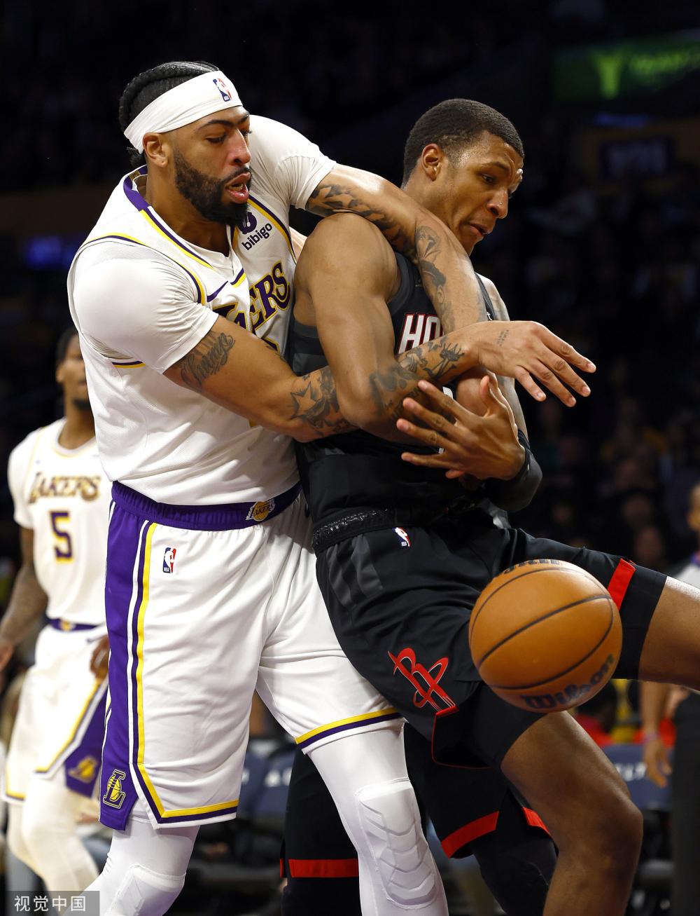 他们依靠全 他们依靠全