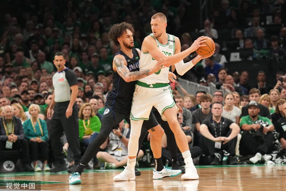 球员与左路 球员与左路