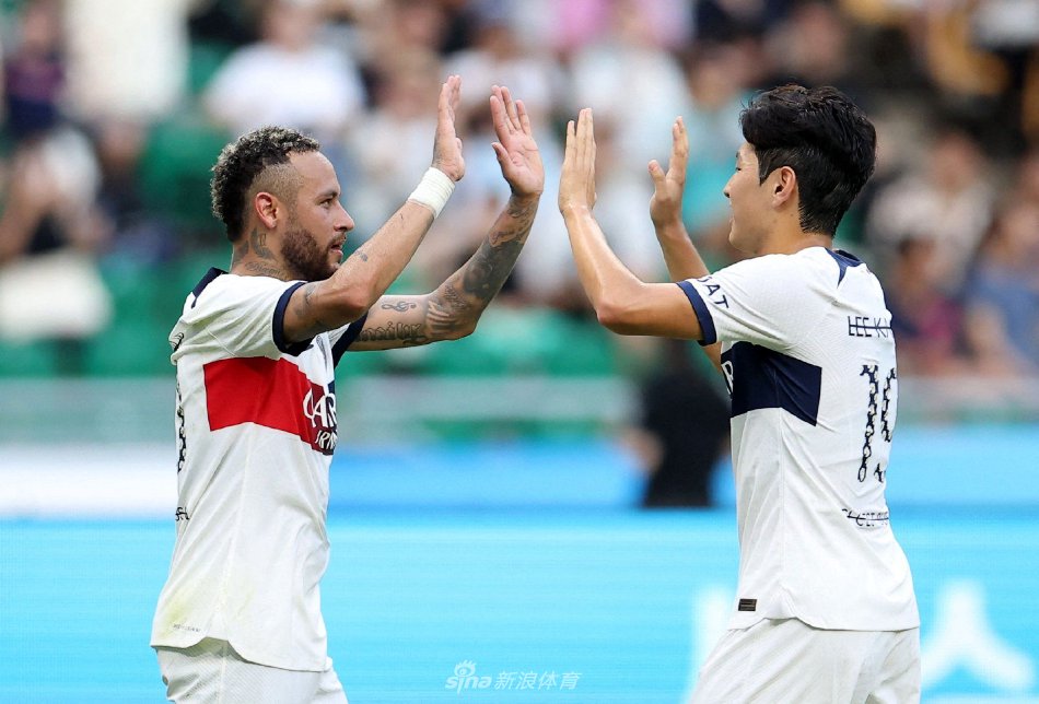 双脚踩球 双脚踩球