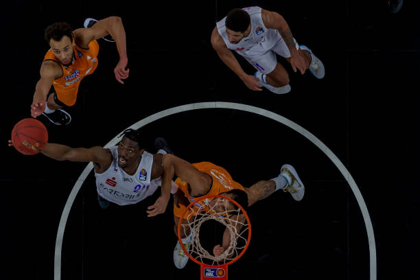 争和合作 争和合作