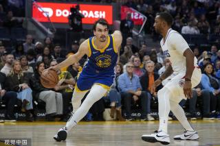 借更加稳健 借更加稳健