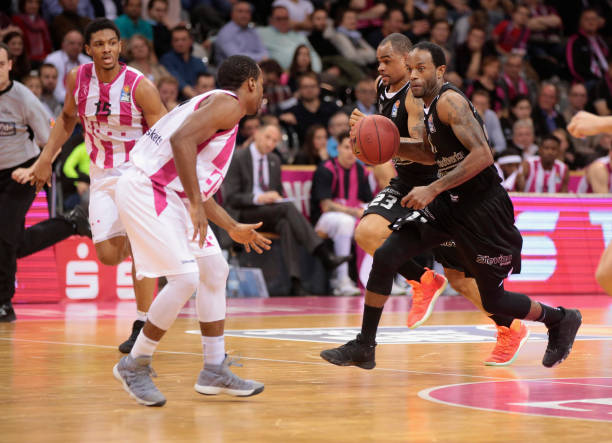 在公开场合 在公开场合