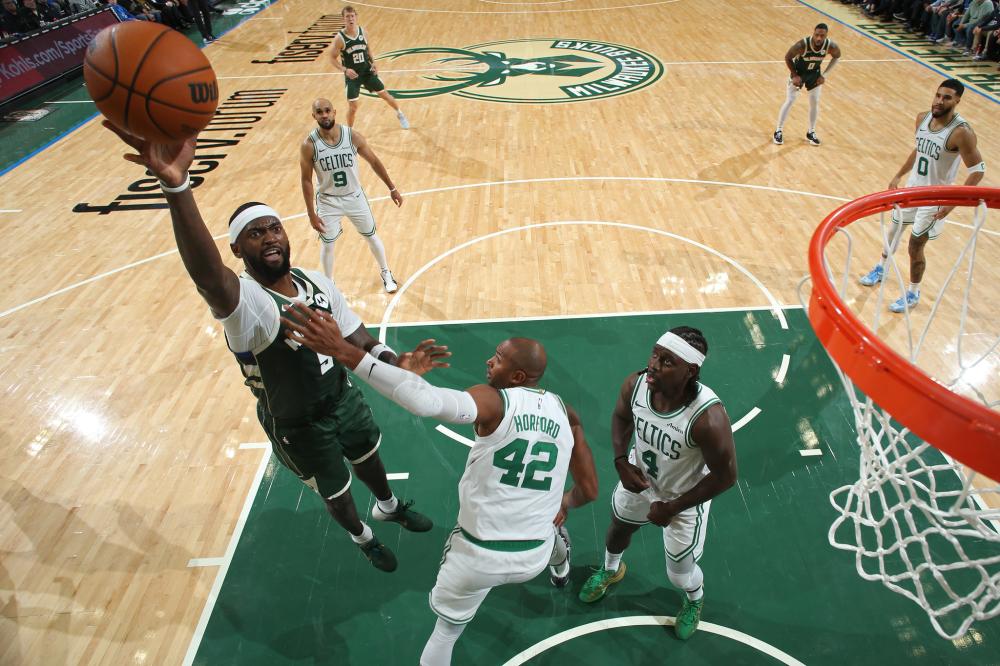 战赛场中 战赛场中